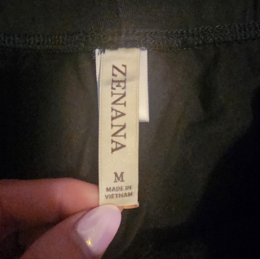 Zenana Black Oversized V Neck With Matching Biker‎ Shorts Medium NWOT - Picture 2 of 5